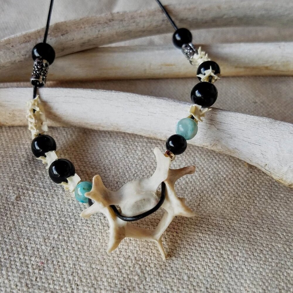 Arctic colors vertebrae necklace